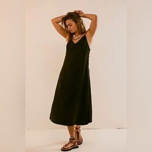 NWT FREE PEOPLE
Emmers Linen Midi Dress - Black - Medium